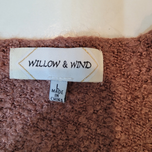Euc willow and wind soft and cozy. - Picture 2 of 3